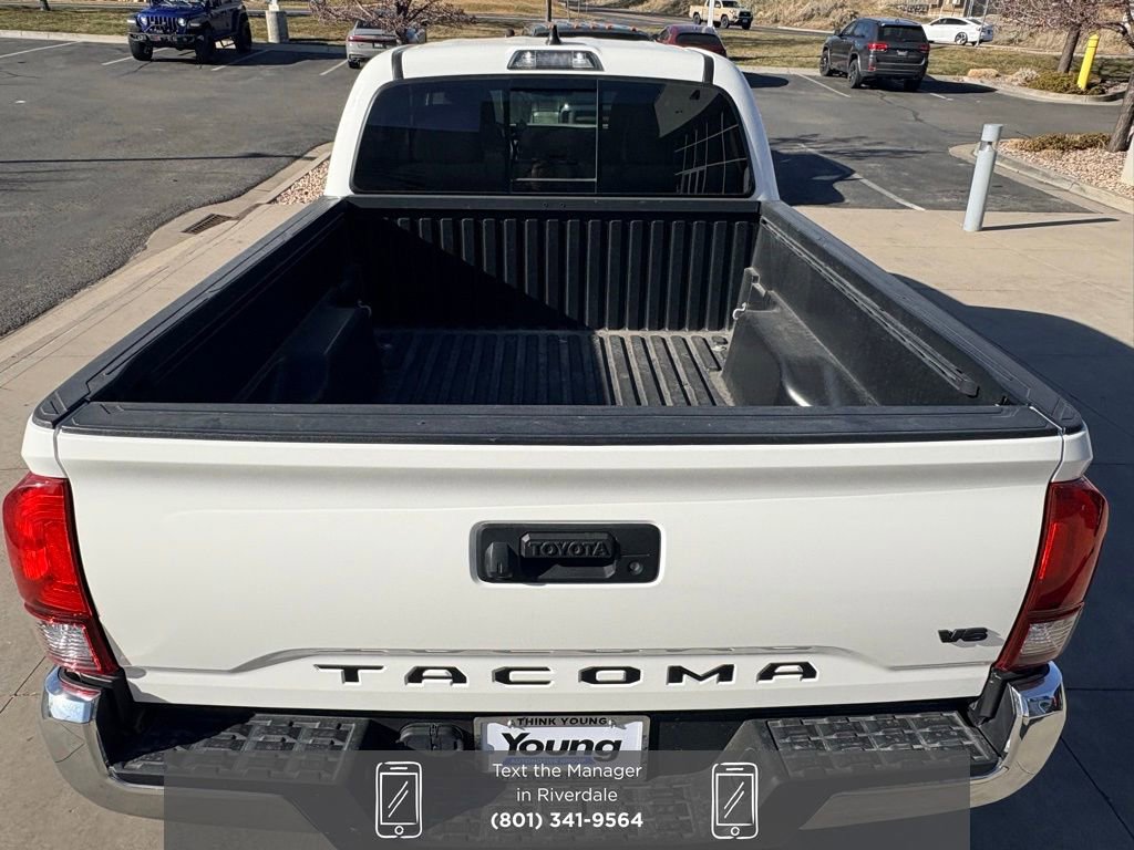 Used 2021 Toyota Tacoma SR5 w/ Blackout Package (TMS) image 11