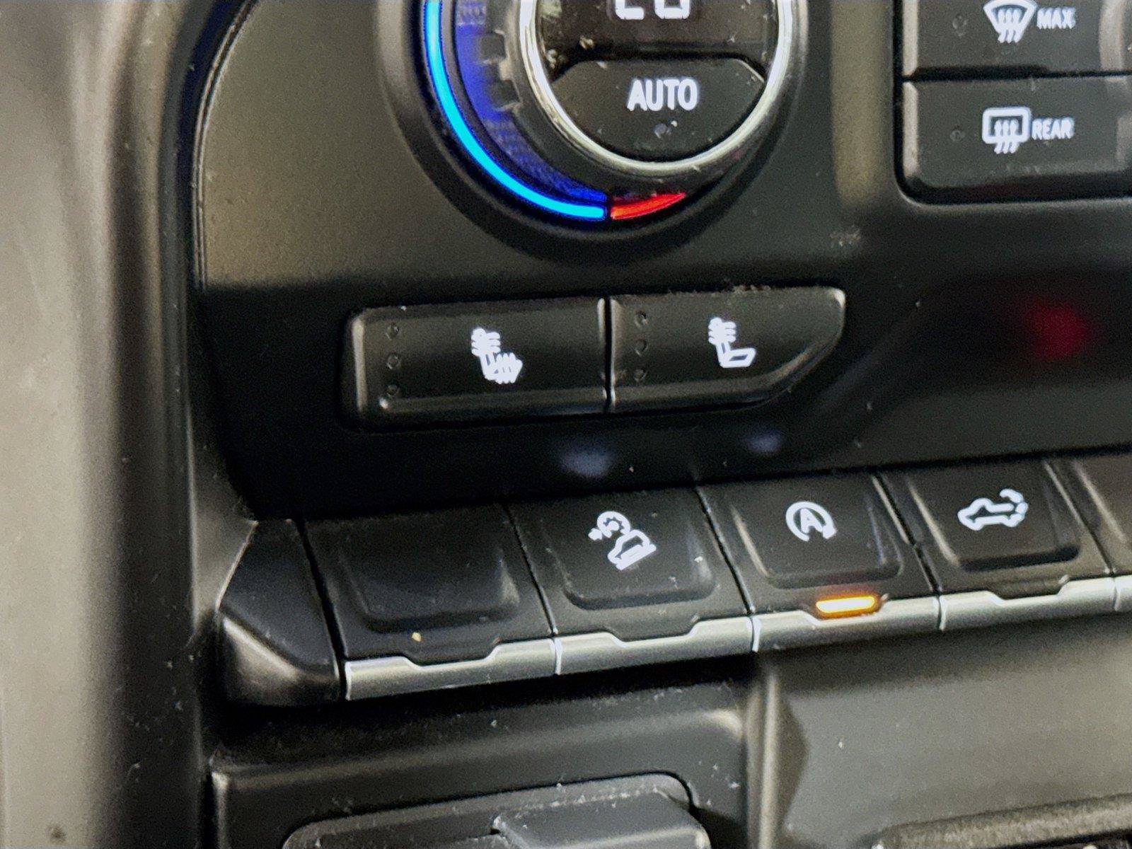 Used 2019 Chevrolet Silverado 1500 LT w/ Texas Edition AWD/4WD image 17