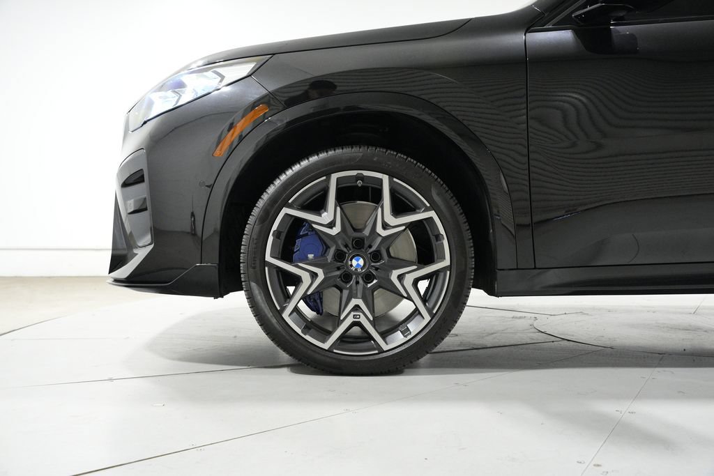 Used 2024 BMW X2 M35i AWD/4WD image 2