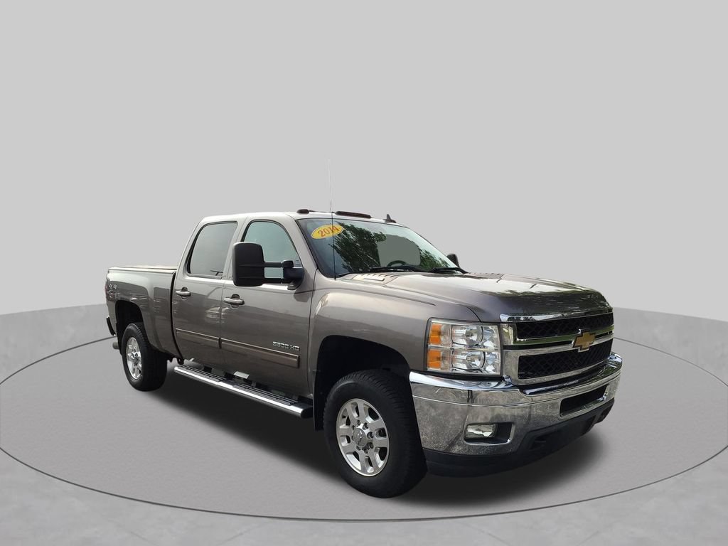 Used 2014 Chevrolet Silverado 3500 LTZ w/ LTZ Plus Package AWD/4WD image 5