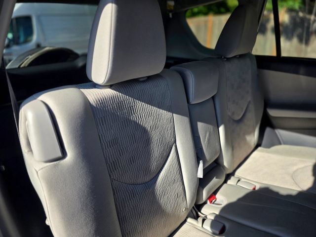 Used 2012 Toyota RAV4 FWD w/ Value Pkg image 47