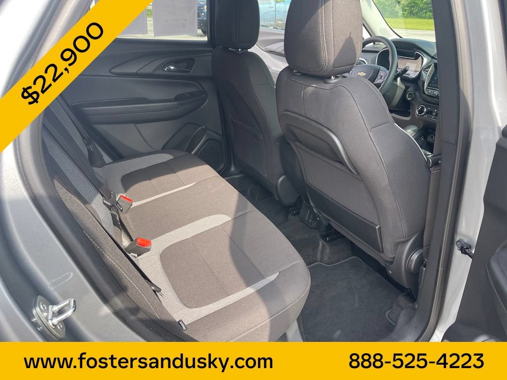 Used 2023 Chevrolet TrailBlazer LT w/ Convenience Package AWD/4WD image 17