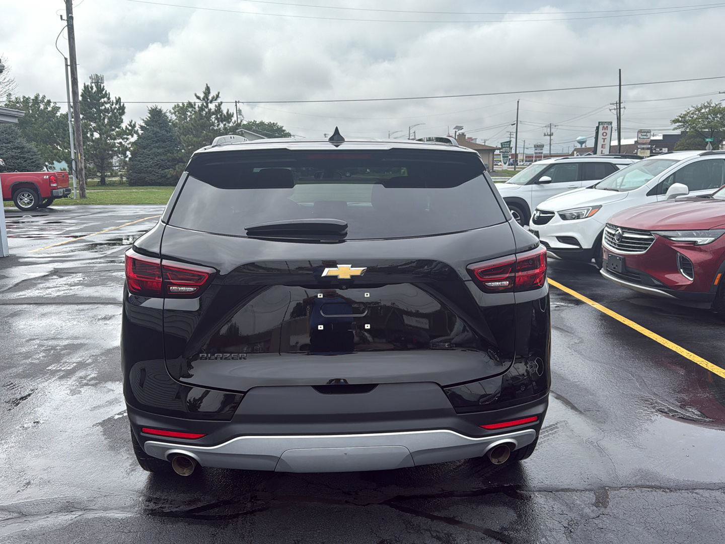 Used 2023 Chevrolet Blazer LT w/ Convenience Package FWD image 6