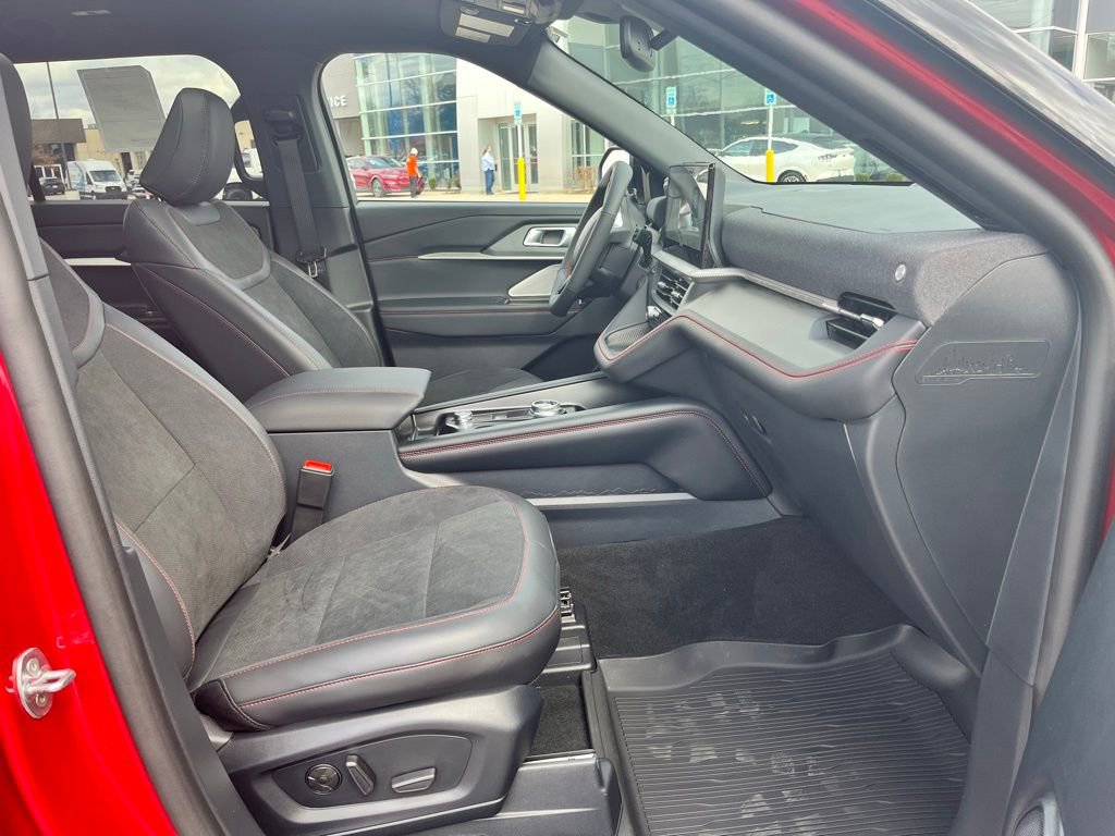 New 2026 Ford Explorer ST image 7