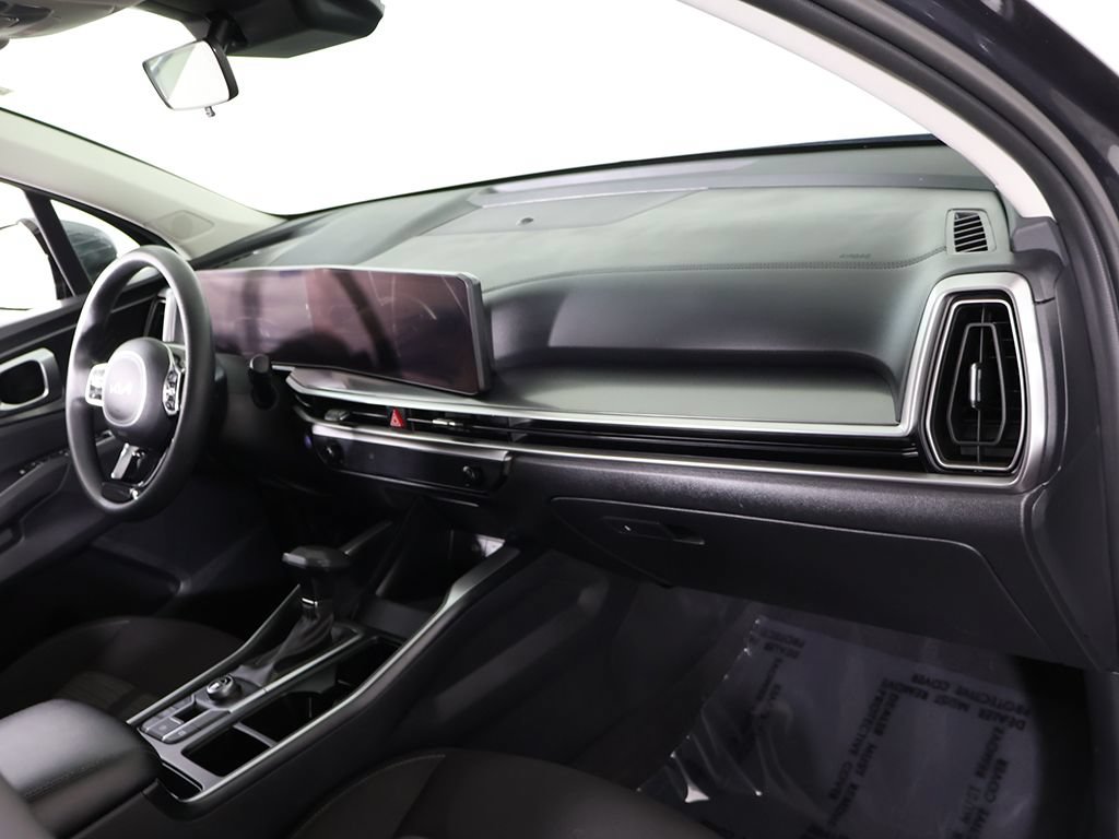 Certified 2024 Kia Sorento LX FWD image 26