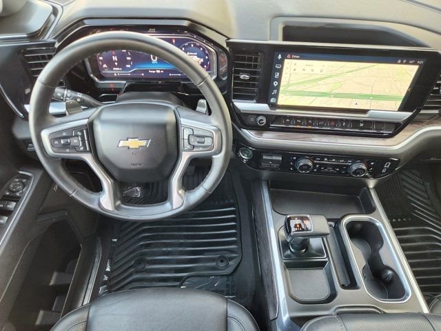 Used 2025 Chevrolet Silverado 1500 LTZ image 29