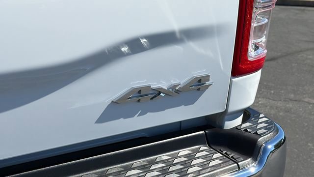 Used 2024 RAM 2500 Tradesman w/ Chrome Appearance Group image 13