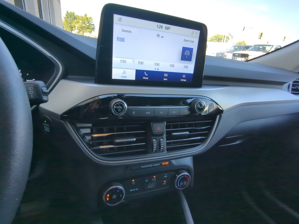 Used 2022 Ford Escape SE image 17