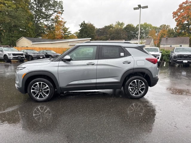 New 2026 Chevrolet TrailBlazer LT w/ LT Cold Weather Package image 2