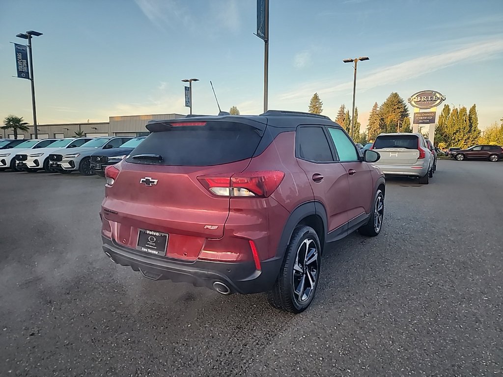 Used 2023 Chevrolet TrailBlazer RS w/ Sun and Liftgate Package AWD/4WD image 5