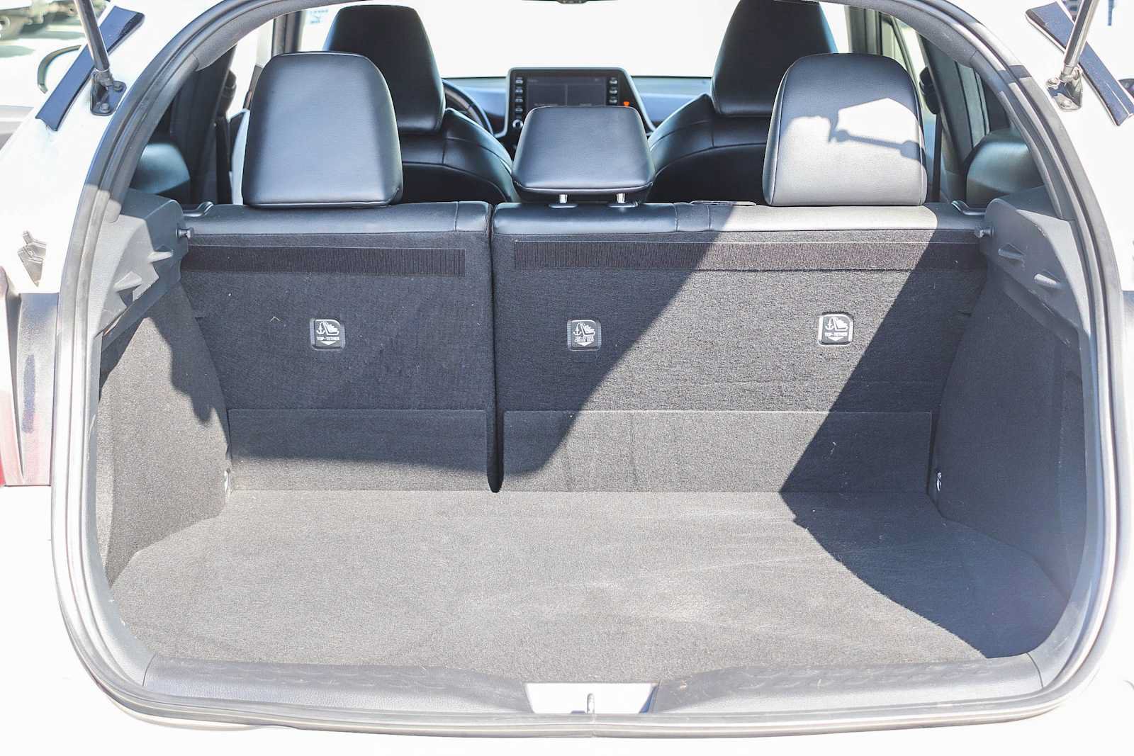 Used 2019 Toyota C-HR Limited FWD image 26