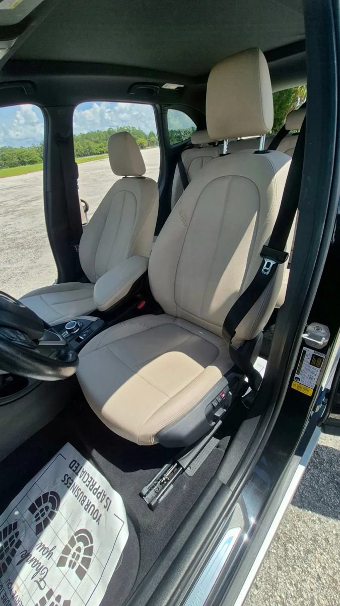 Used 2020 BMW X1 sDrive28i w/ Convenience Package FWD image 5