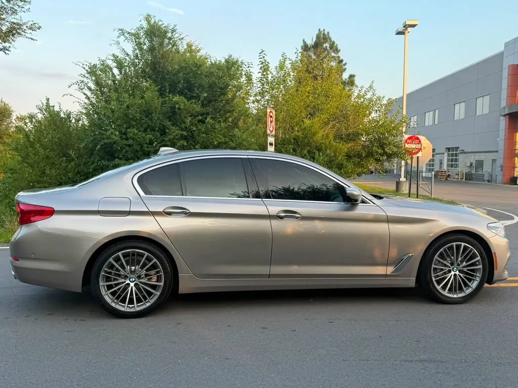 Used 2017 BMW 530i RWD image 6