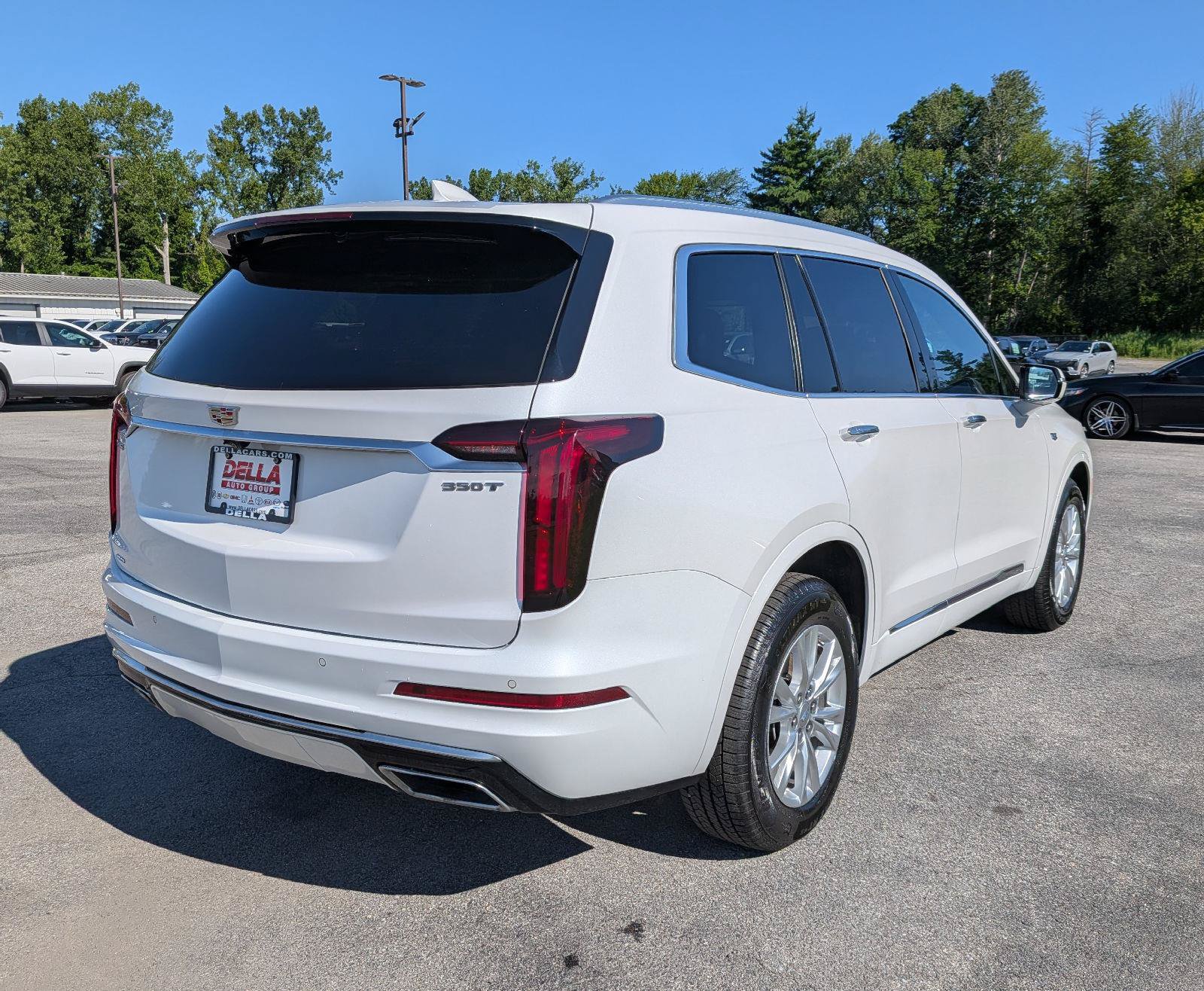 Used 2024 Cadillac XT6 Luxury AWD/4WD image 7