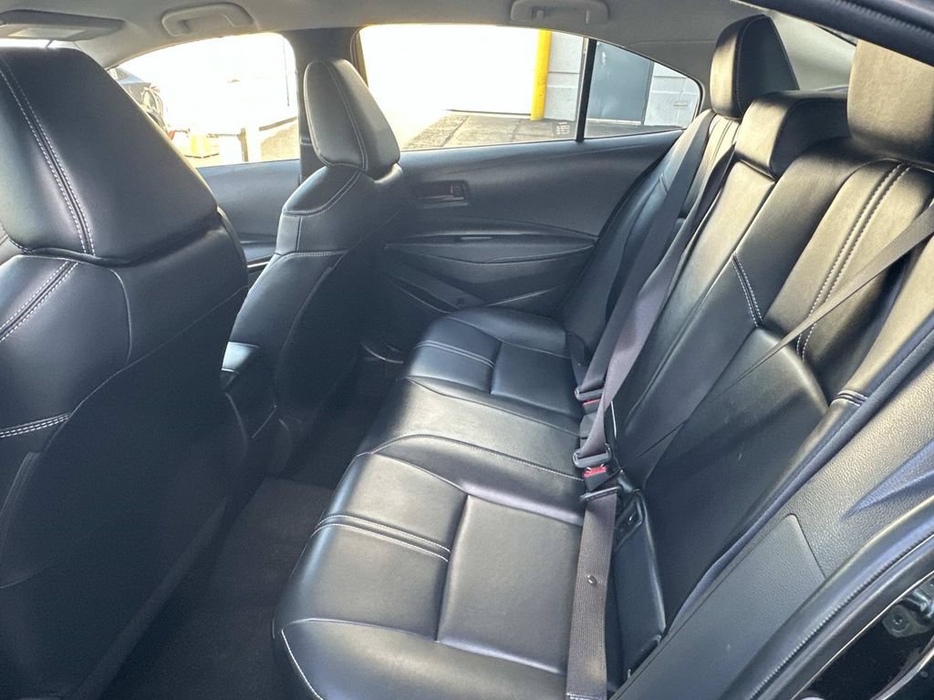 Used 2022 Toyota Corolla LE w/ Premium Interior Package FWD image 30