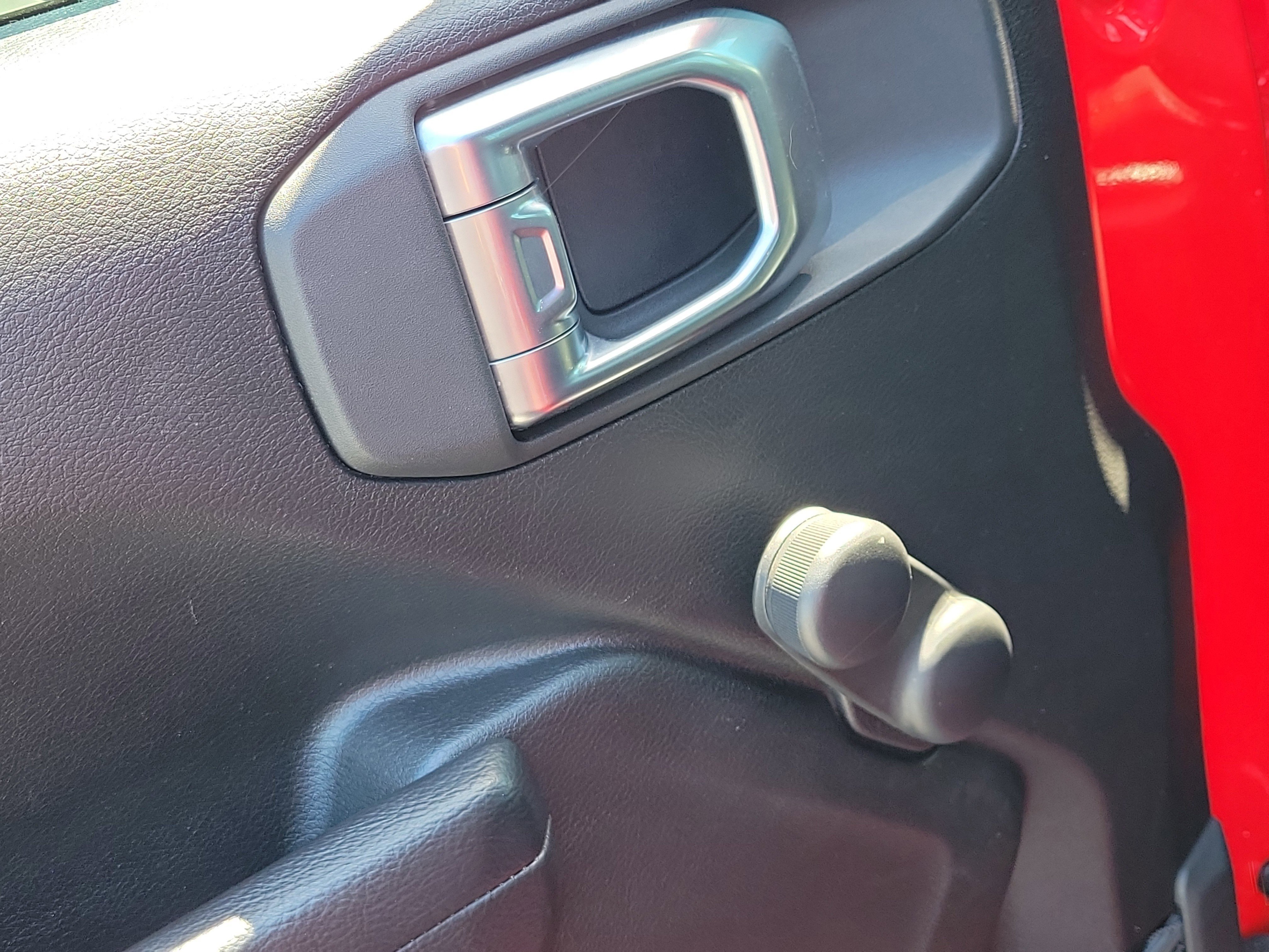 Used 2023 Jeep Gladiator Sport image 21