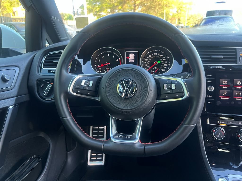 Used 2020 Volkswagen GTI SE image 25