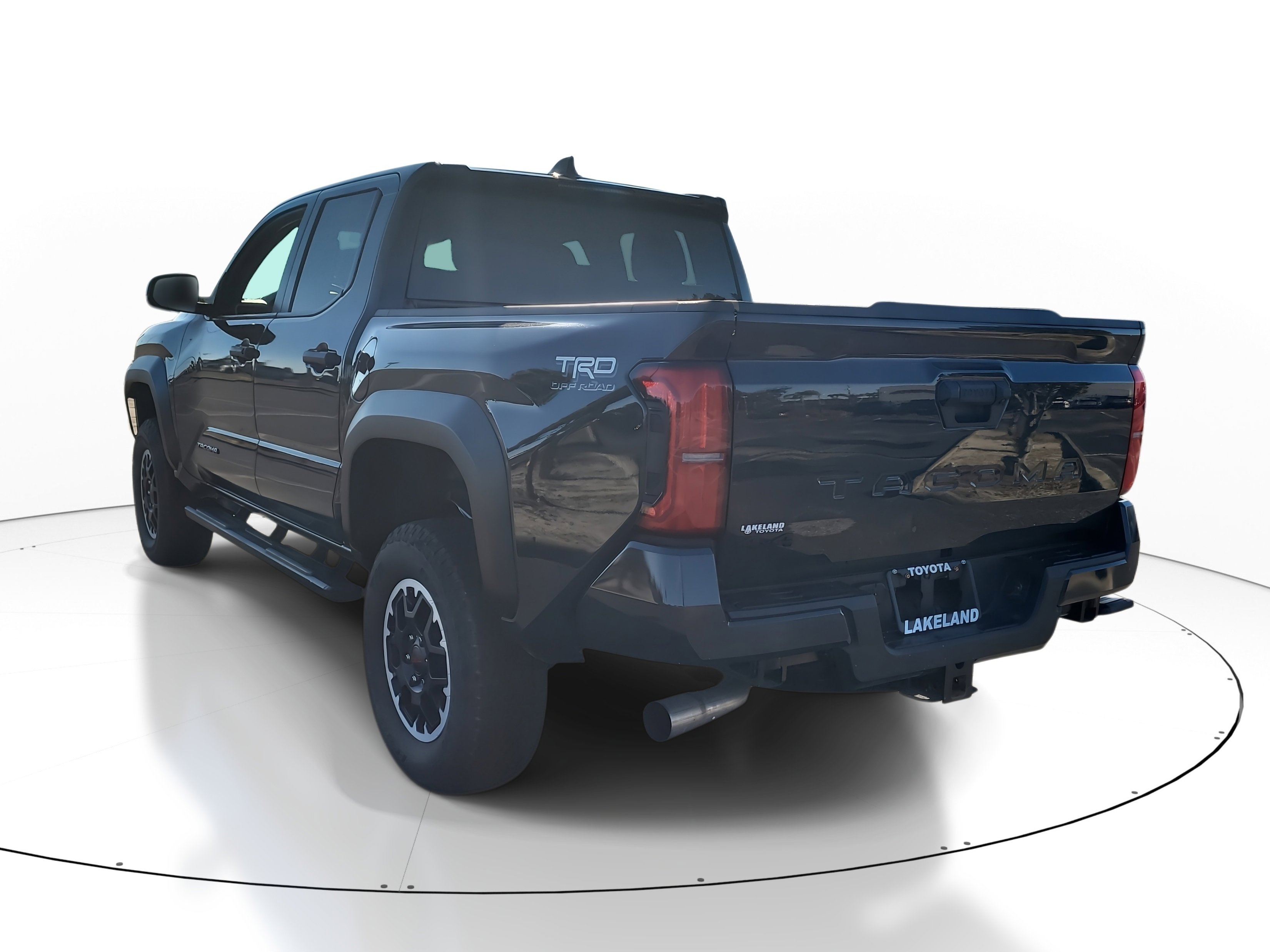 Certified 2025 Toyota Tacoma TRD Off-Road image 5