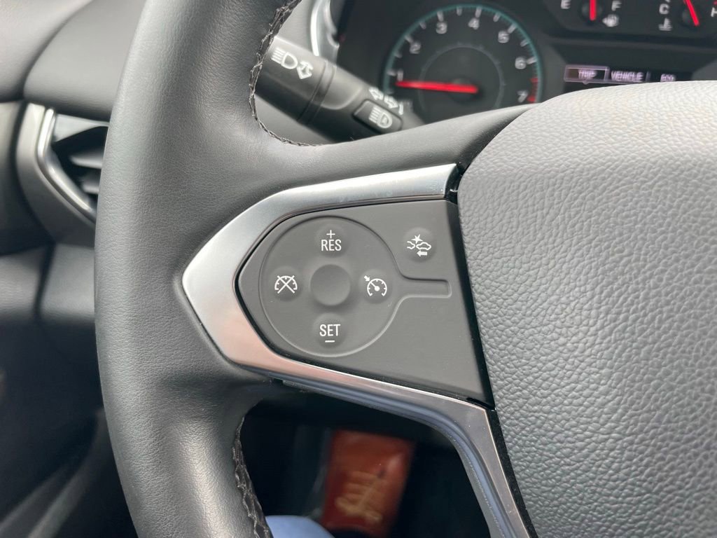 Used 2023 Chevrolet Traverse LT image 19