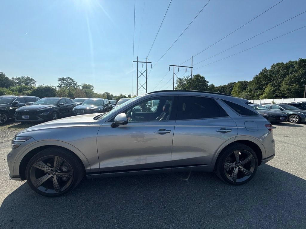 Used 2024 Genesis GV70 2.5T w/ Sport Prestige Package AWD/4WD image 8