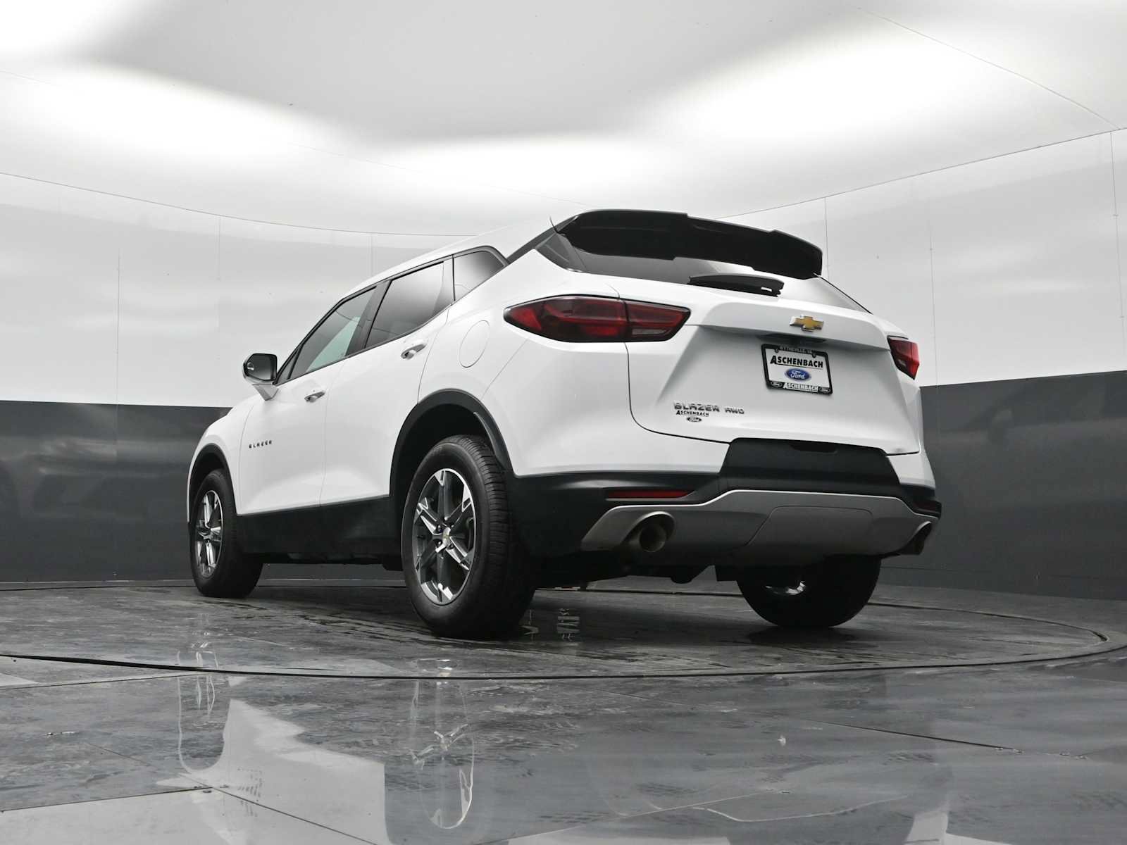 Used 2023 Chevrolet Blazer LT AWD/4WD image 29