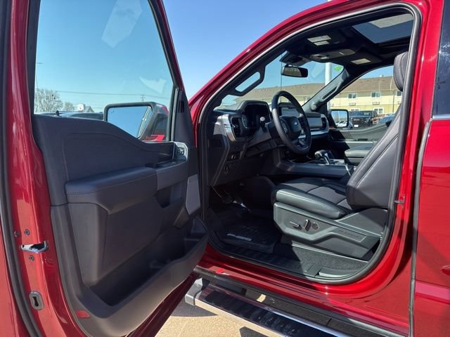 Used 2026 Ford F150 Lariat w/ Equipment Group 502A High AWD/4WD image 13