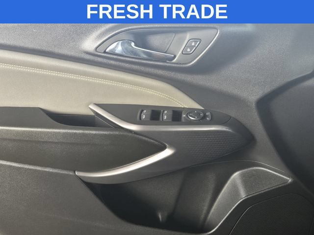 Used 2026 Chevrolet Trax ACTIV w/ Driver Confidence Package FWD image 21