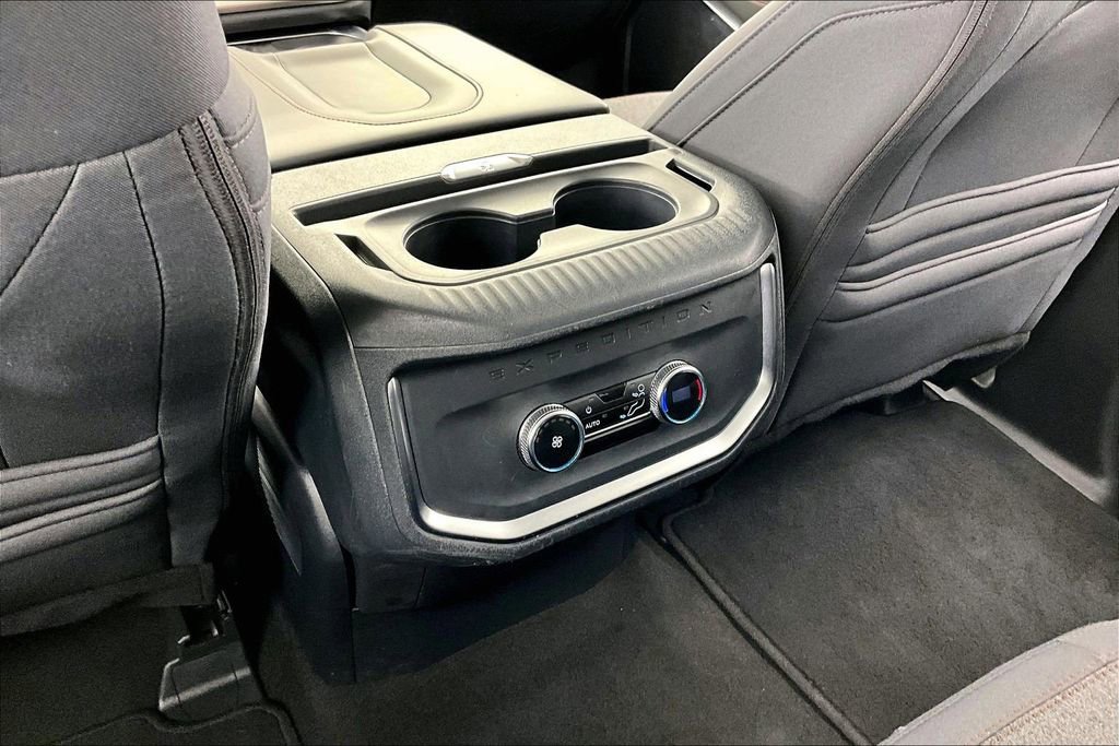 Used 2025 Ford Expedition Max Active image 34