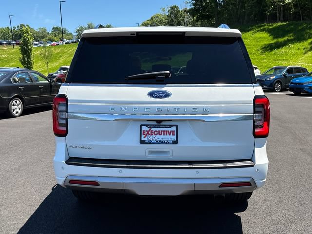 Used 2022 Ford Expedition Platinum AWD/4WD image 3
