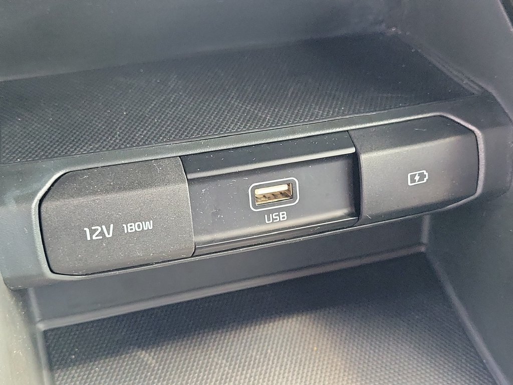 Used 2020 Kia Telluride S w/ S 8 Passenger Seating Package FWD image 24