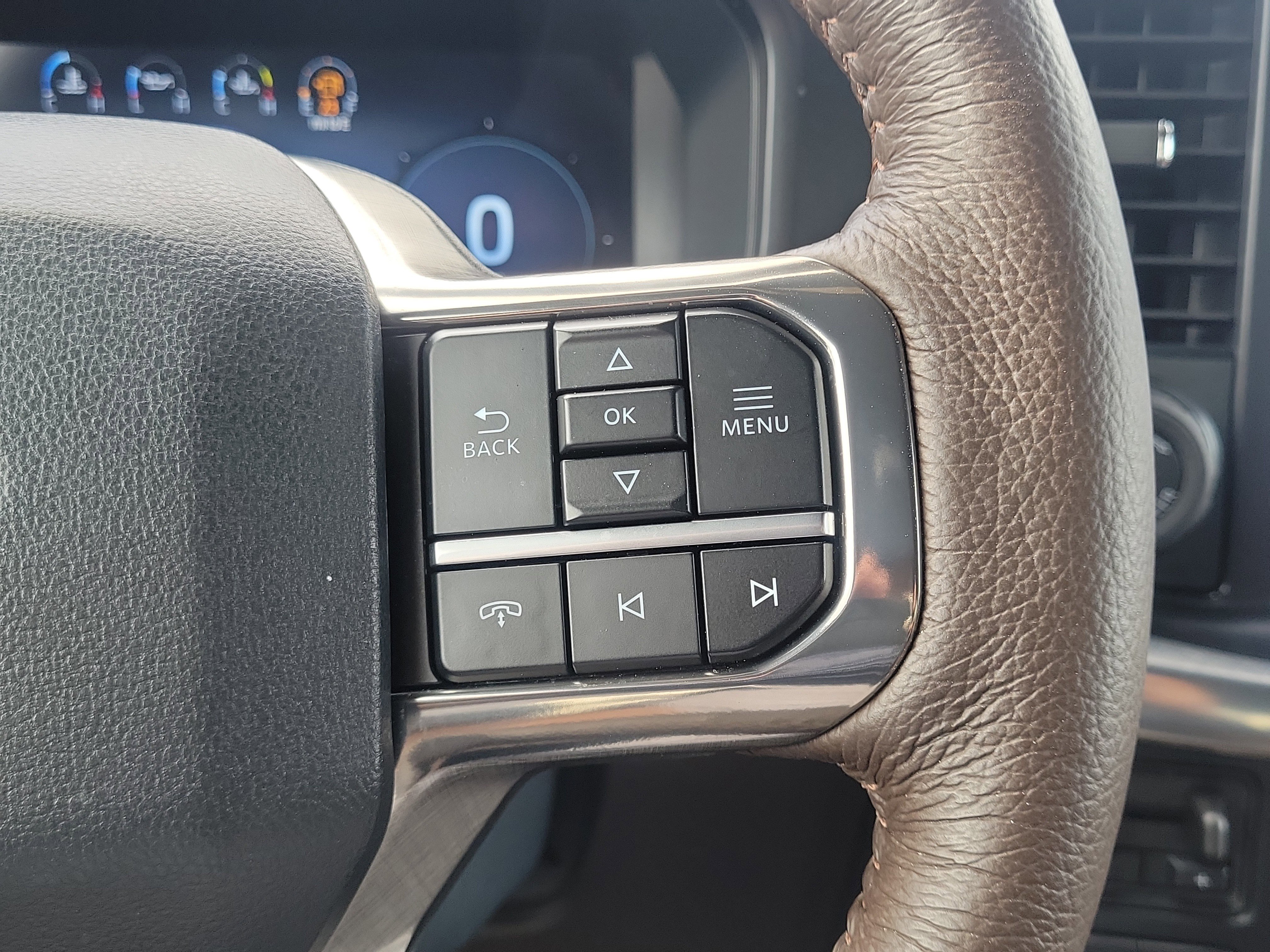 Used 2025 Ford F150 King Ranch w/ FX4 Off-Road Package image 17