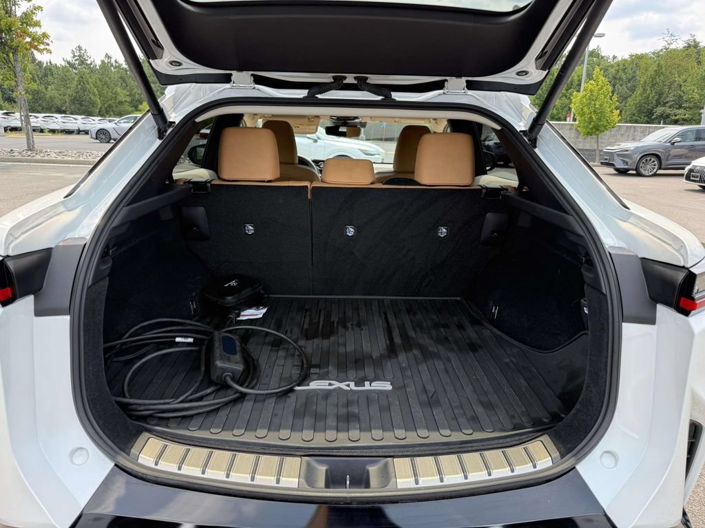 Used 2026 Lexus RZ 450e AWD w/ Technology Package image 28