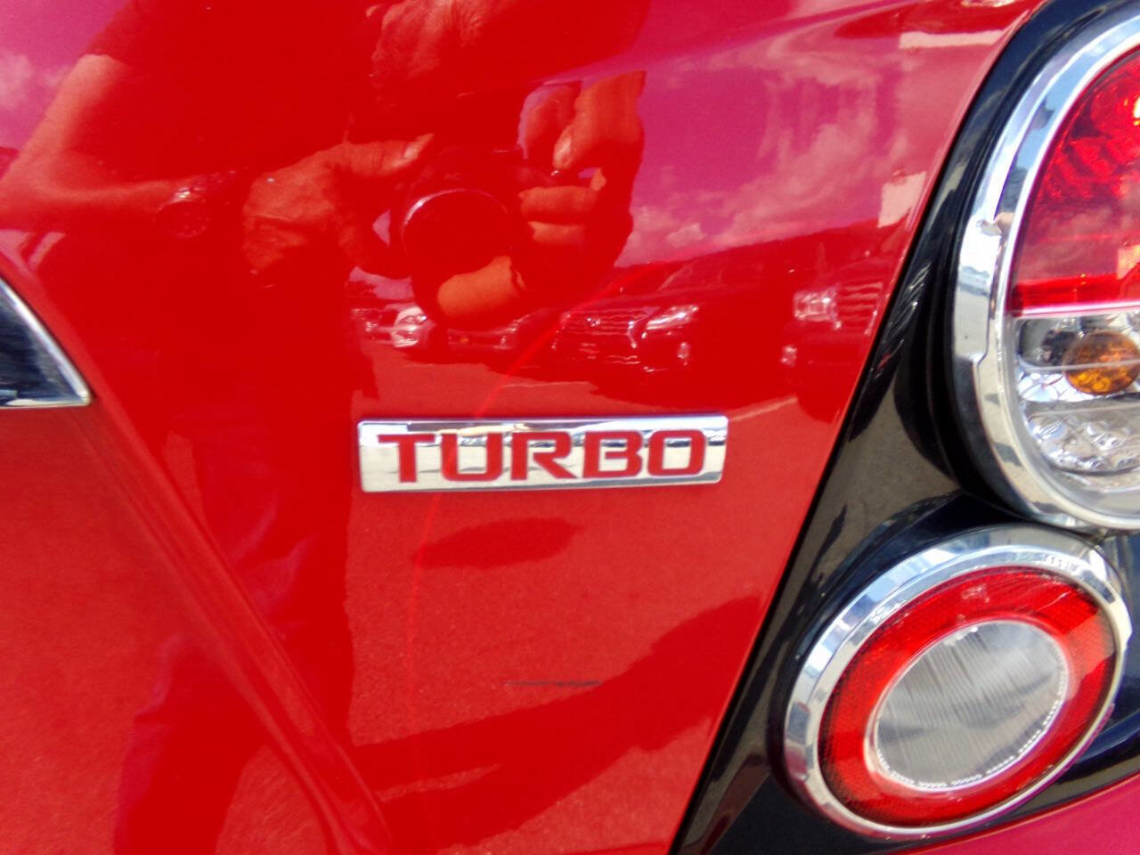 Used 2015 Chevrolet Sonic LTZ image 7