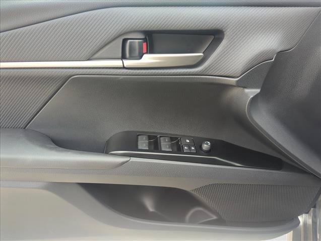 Certified 2026 Toyota Camry SE FWD image 13