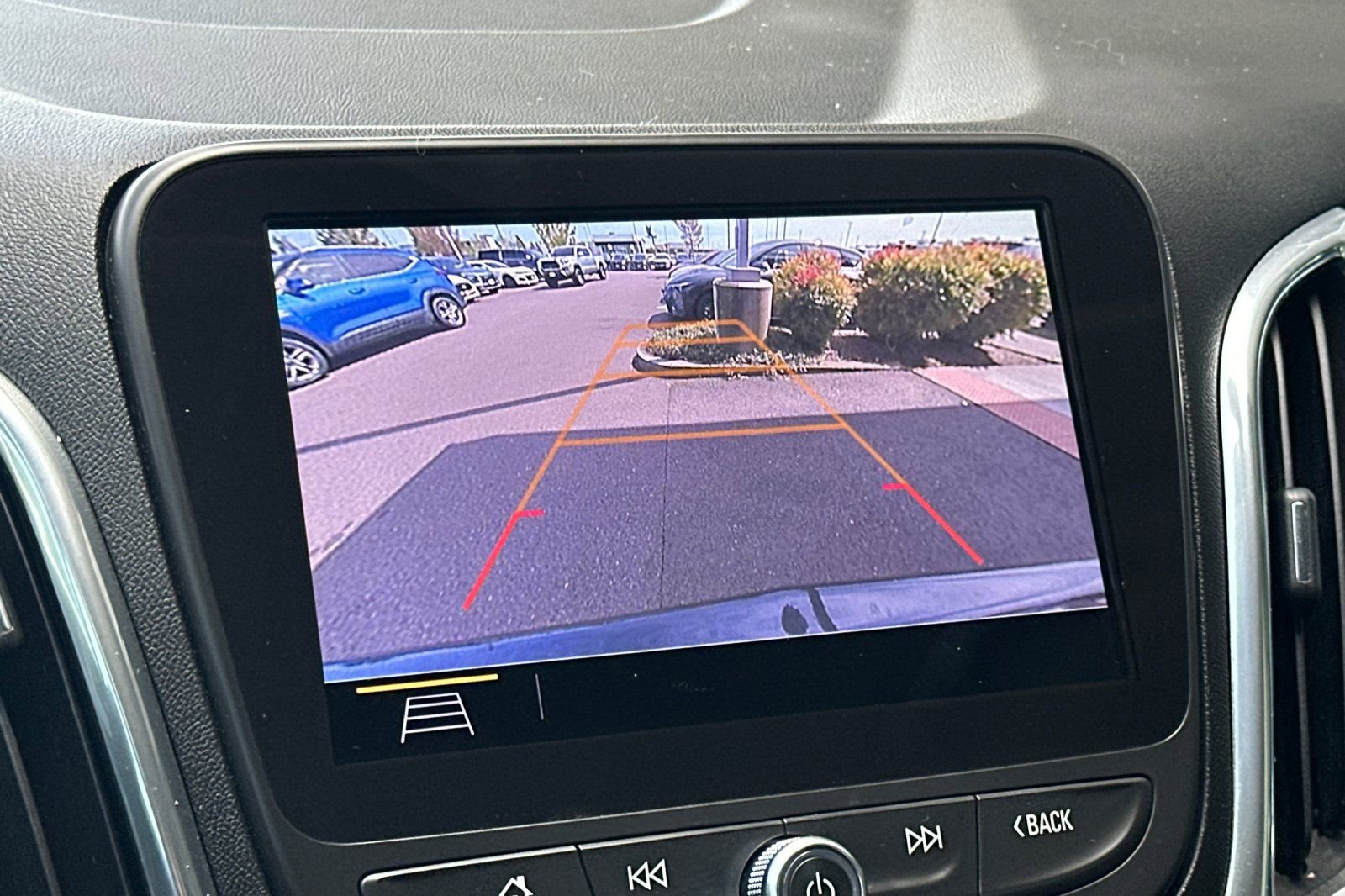 Used 2019 Chevrolet Equinox Premier image 19