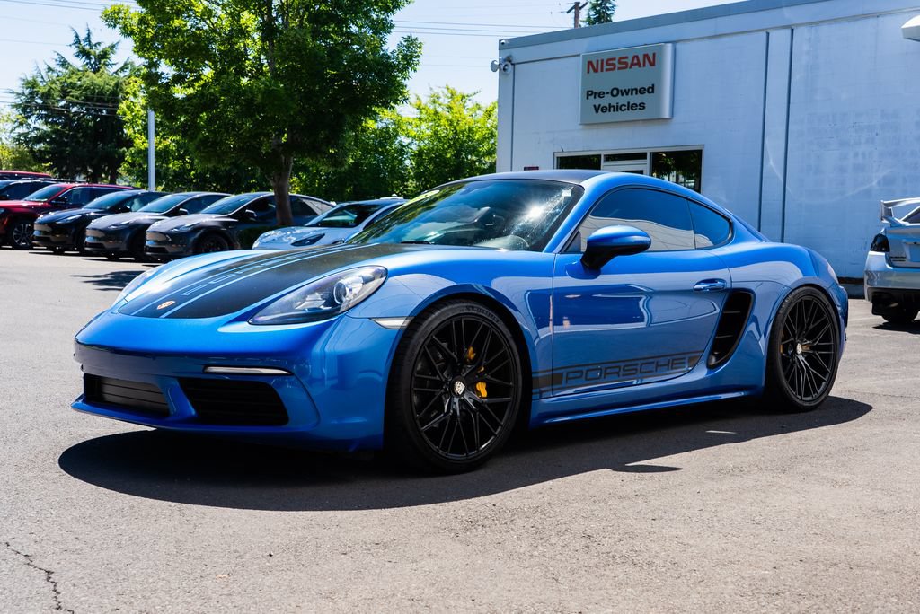 Used 2018 Porsche 718 Cayman RWD image 3