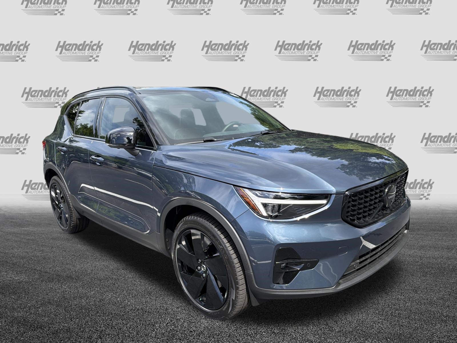 New 2026 Volvo XC40 B5 Ultra w/ Protection Package Premier AWD/4WD image 2