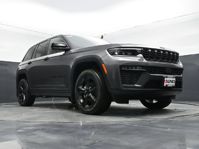 New 2026 Jeep Grand Cherokee Limited w/ Limited Altitude Package AWD/4WD image 53