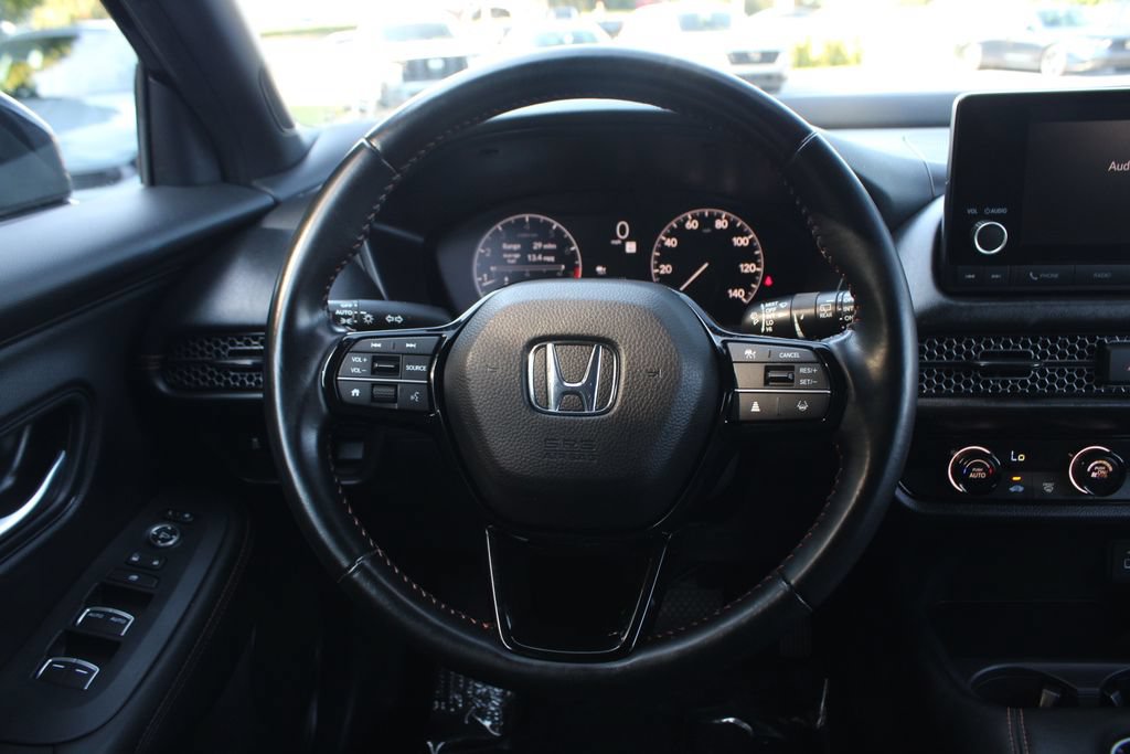 Used 2025 Honda HR-V Sport image 16