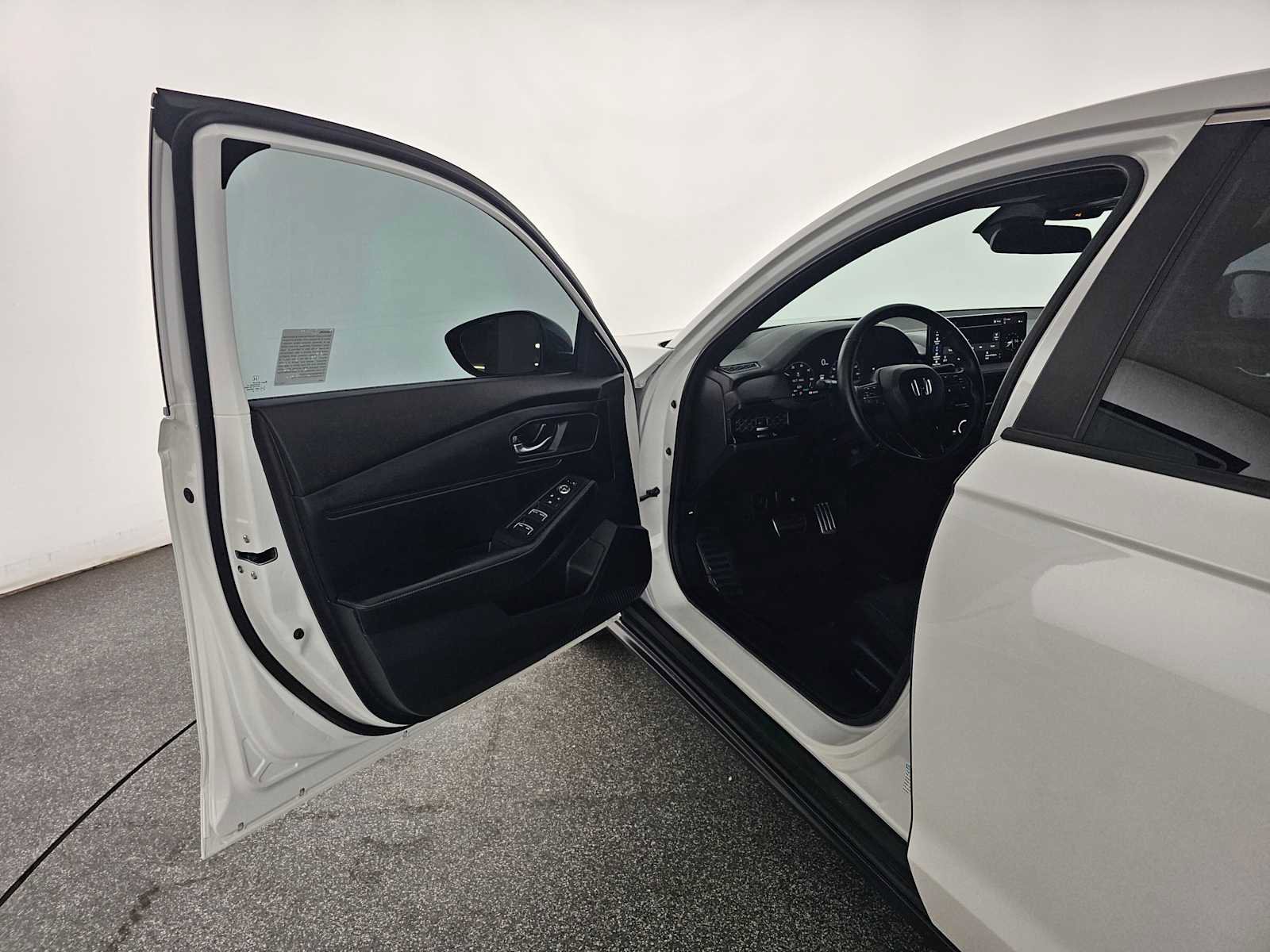 Used 2023 Honda Accord Sport image 19