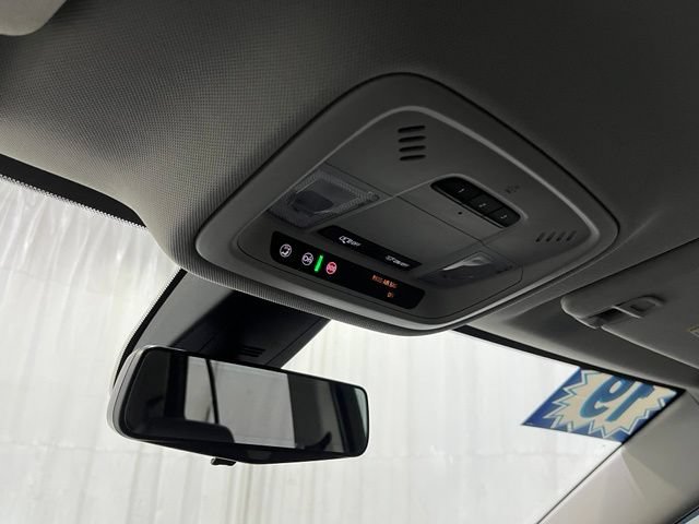 Used 2019 Chevrolet Traverse Premier AWD/4WD image 24