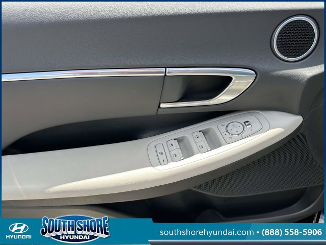 Certified 2023 Hyundai Sonata SEL w/ Preferred Accessory Package FWD image 16