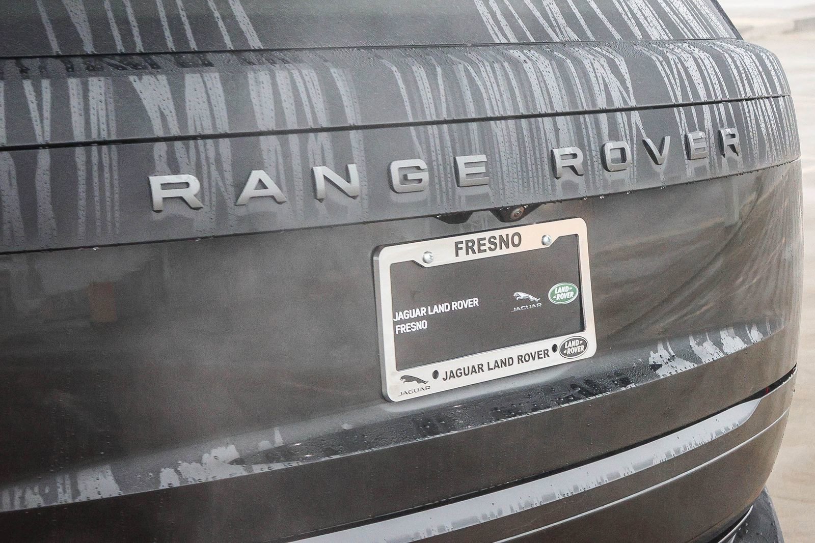 Used 2023 Land Rover Range Rover SE image 12