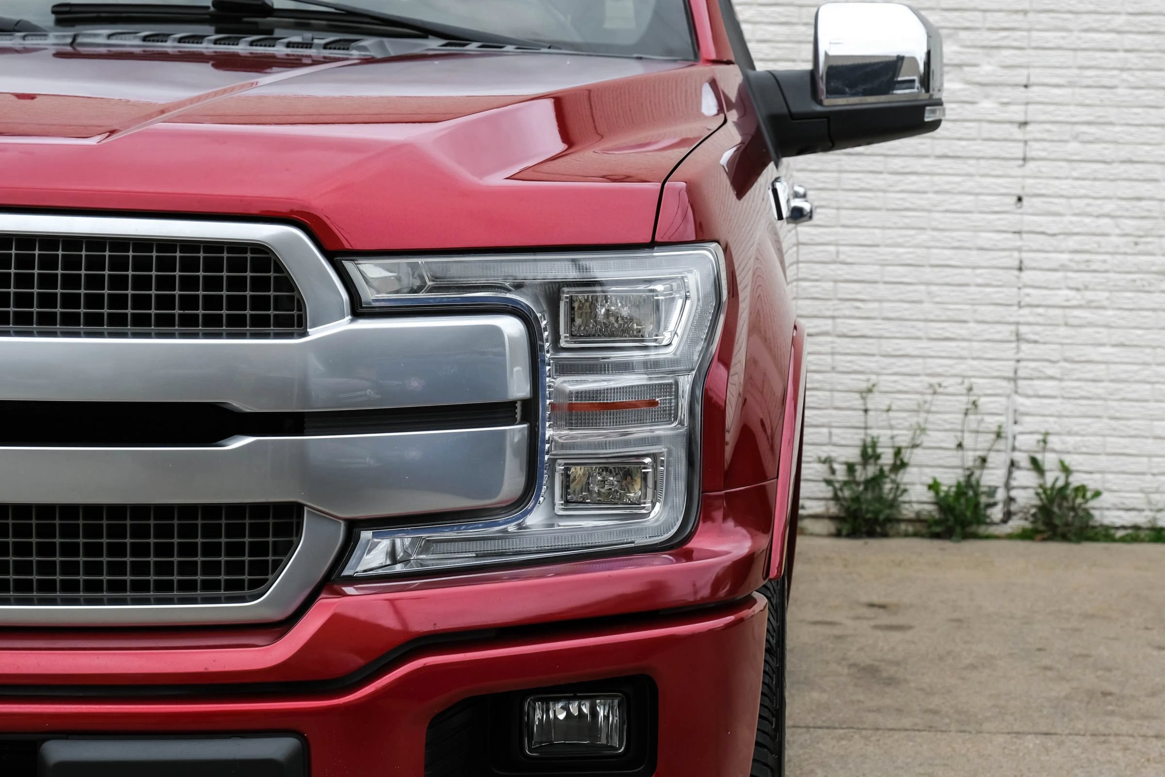 Used 2018 Ford F150 Platinum w/ Equipment Group 701A Luxury AWD/4WD image 41