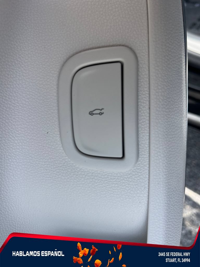 New 2026 Buick Enclave Avenir w/ Super Cruise Package AWD/4WD image 14