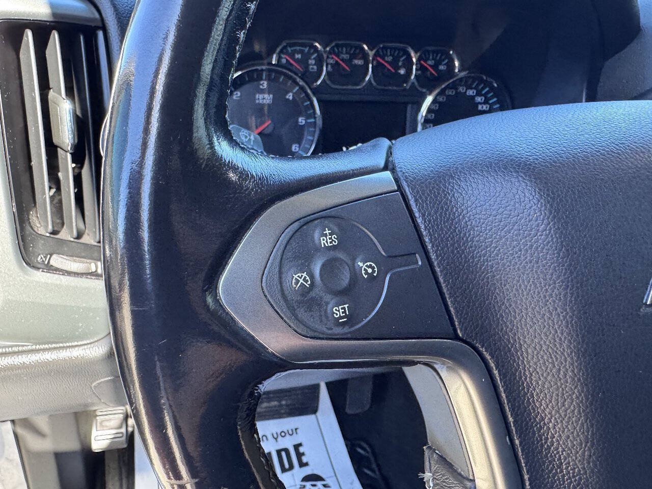 Used 2018 Chevrolet Silverado 1500 LT w/ All Star Edition AWD/4WD image 15