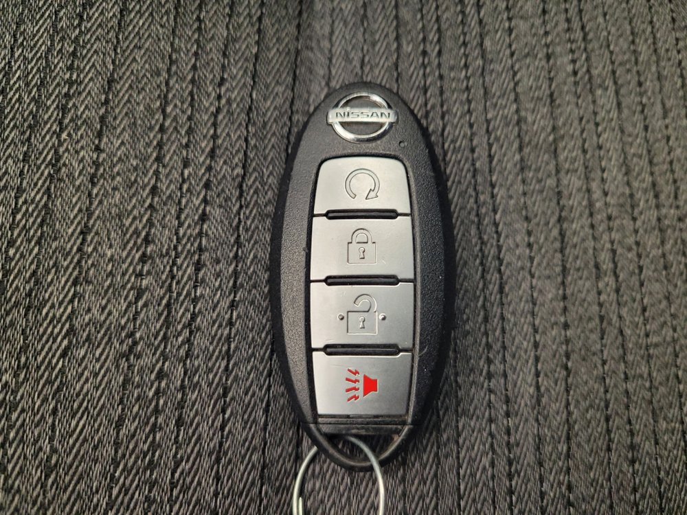 Used 2021 Nissan Rogue SV AWD/4WD image 32