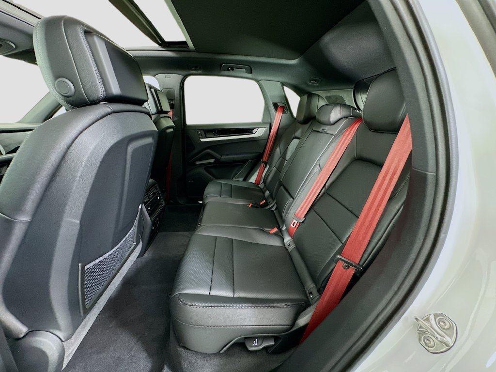 New 2026 Porsche Cayenne AWD/4WD image 24