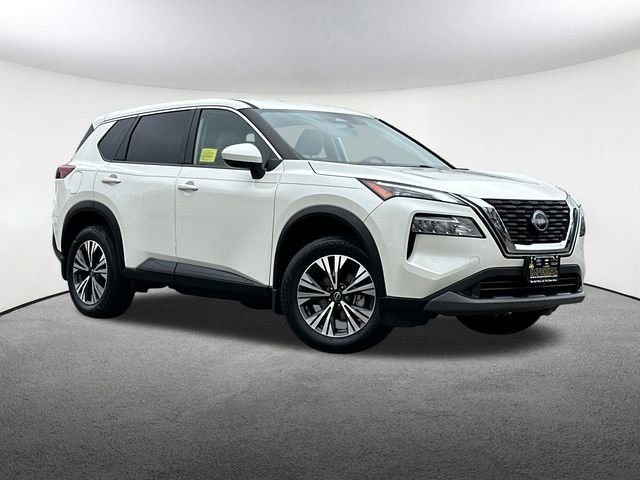 Used 2023 Nissan Rogue SV AWD/4WD image 2