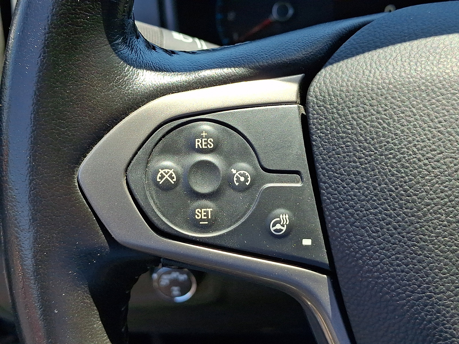 Used 2022 Chevrolet Colorado Z71 AWD/4WD image 22